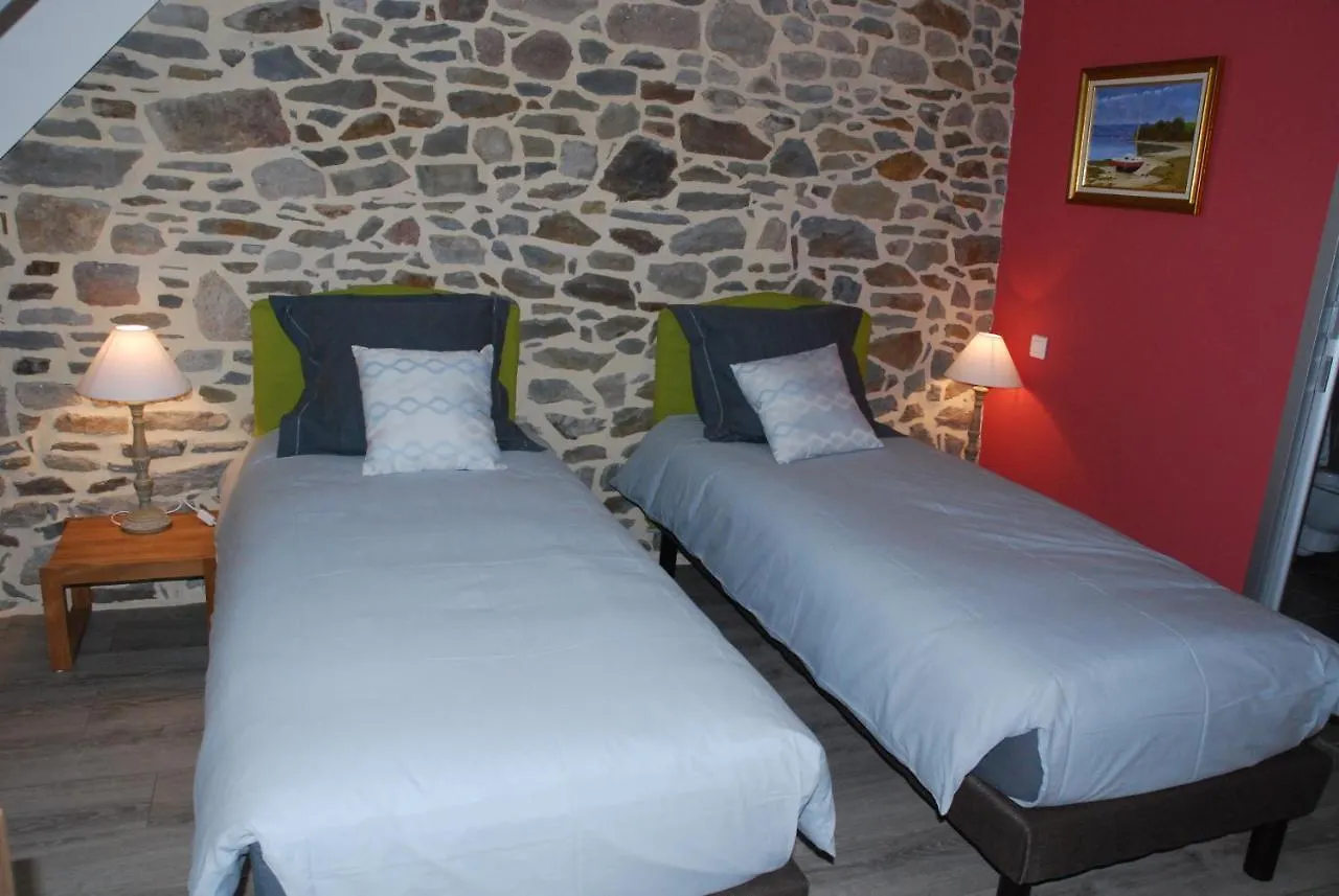Bed and Breakfast E-Harz Ar Menez Mont-Dol 0*,  Francia
